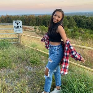 Meet your Posher, Liz